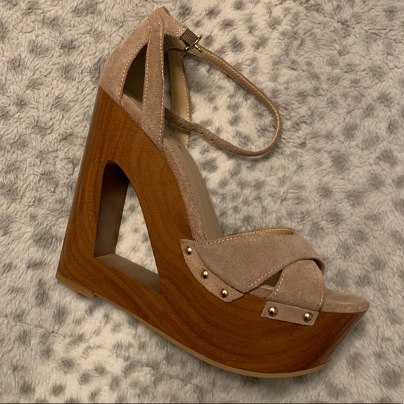 New suede wedge wood like heel. - Picture 2 of 5